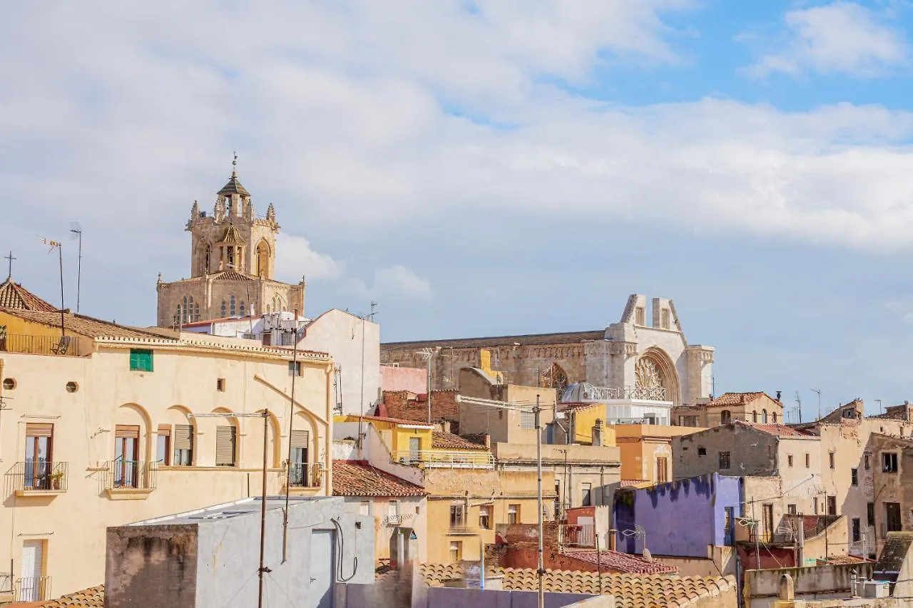 Apartamento 3 en la muralla romana junto a la Catedral Tarragona